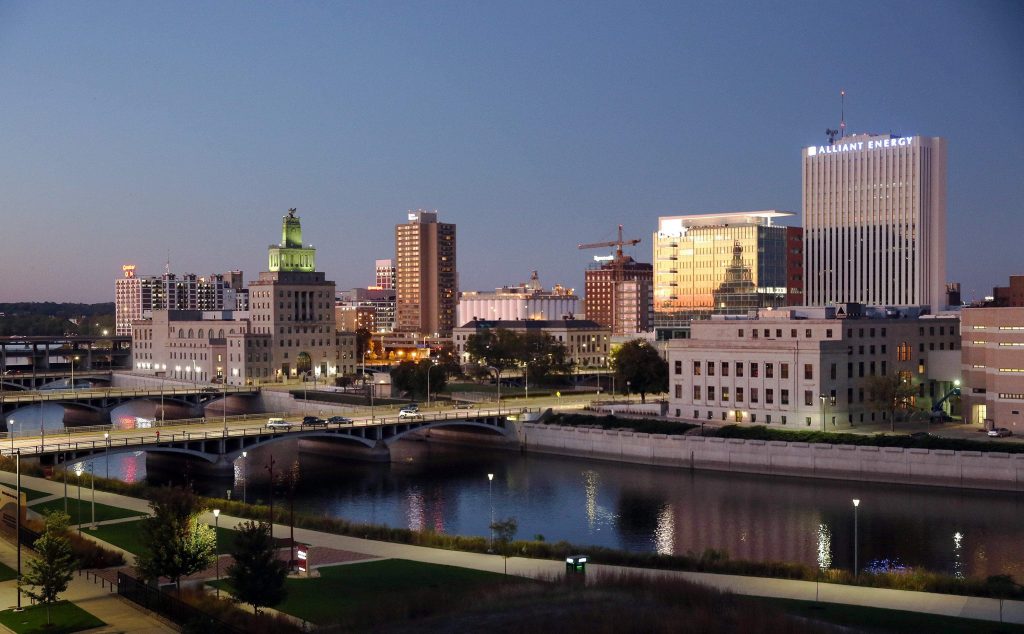 city scape of Cedar Rapids.